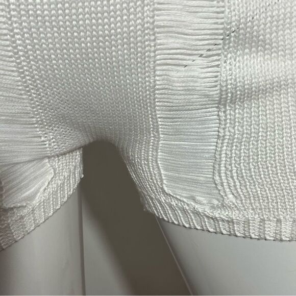 Unbranded Risque White Distressed Romper -- M - Picture 10 of 12